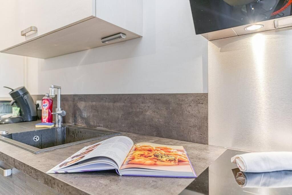 Bel Appartement-Garage Prive-Balcon-Wifi Fibre Rhut Екстер'єр фото