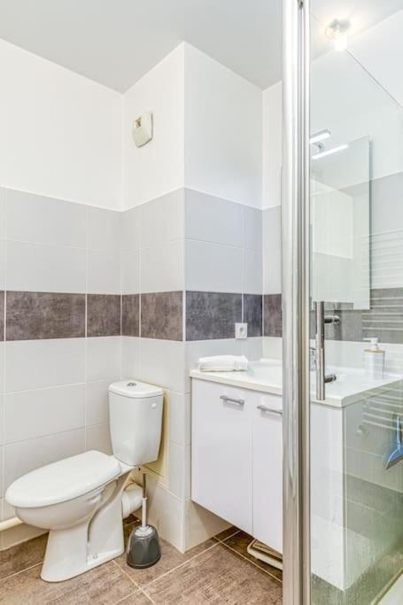 Bel Appartement-Garage Prive-Balcon-Wifi Fibre Rhut Екстер'єр фото