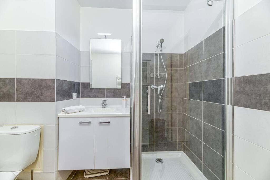 Bel Appartement-Garage Prive-Balcon-Wifi Fibre Rhut Екстер'єр фото